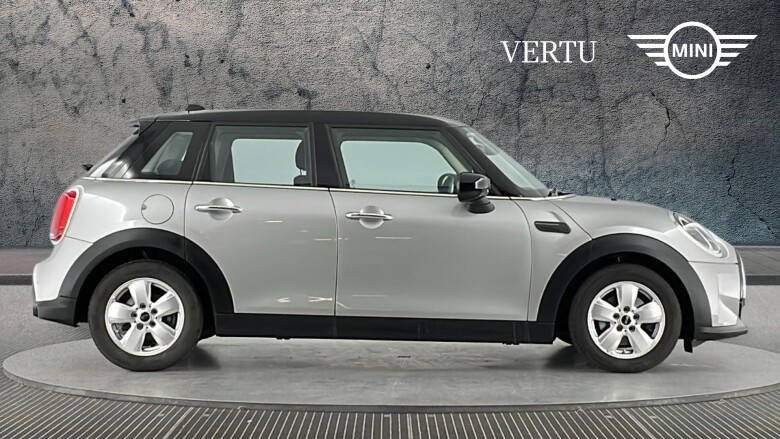 MINI Hatchback 1.5 Cooper Classic Premium 5dr Auto Petrol Hatchback